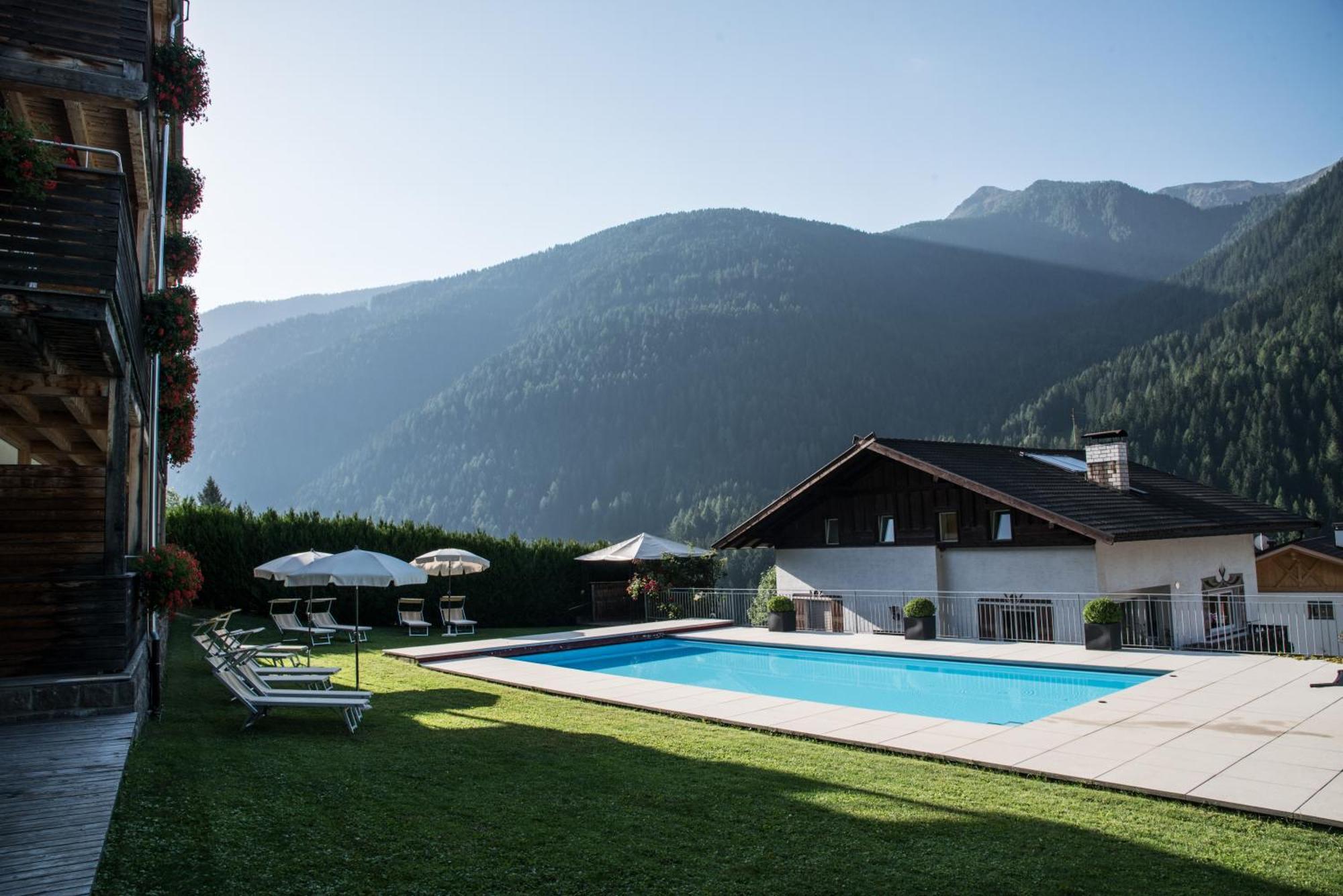 Kreativ Hotel Landhaus Schweigl Ultimo Exterior photo