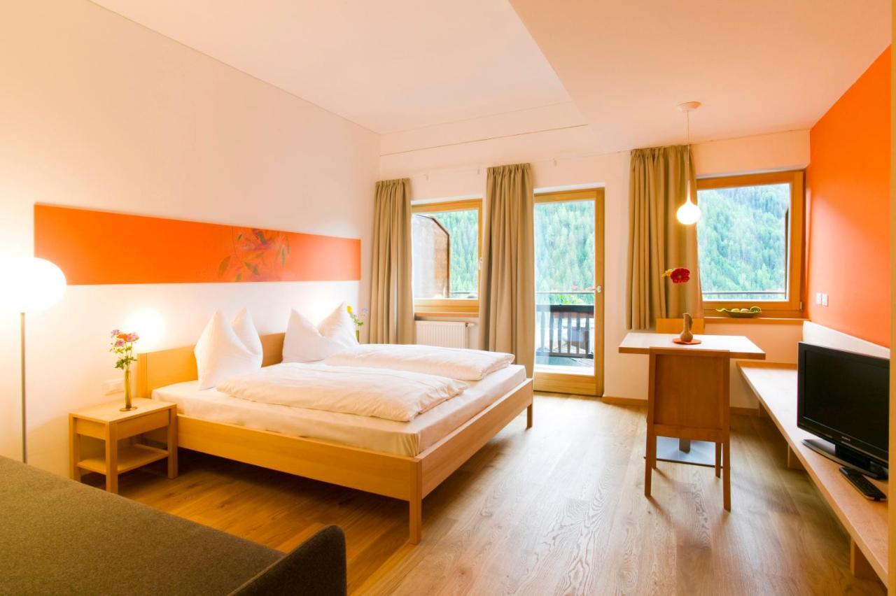 Kreativ Hotel Landhaus Schweigl Ultimo Room photo